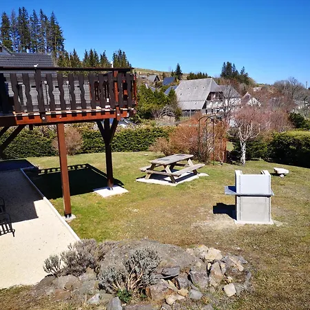 En Chandese Chalet *